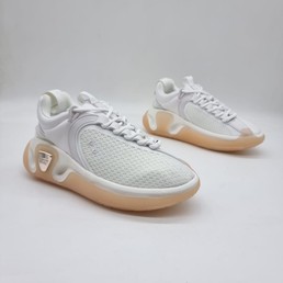 Женские кроссовки Balmain белые комбинированные