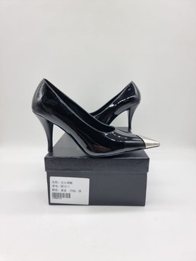 Женские туфли Saint Laurent черные лакированные
