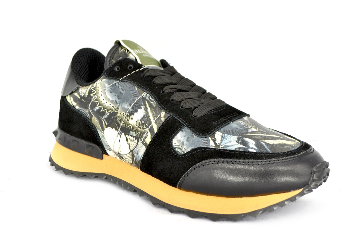 Valentino rockrunner женские. Valentino garavani кроссовки мужские бежевые. кроссовки валентино женские. кроссовки валентино женские. зимние кроссовки валентино.