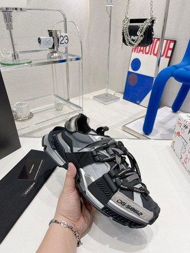 Мужские кроссовки Dolce & Gabbana 2022-2023 серые с черным