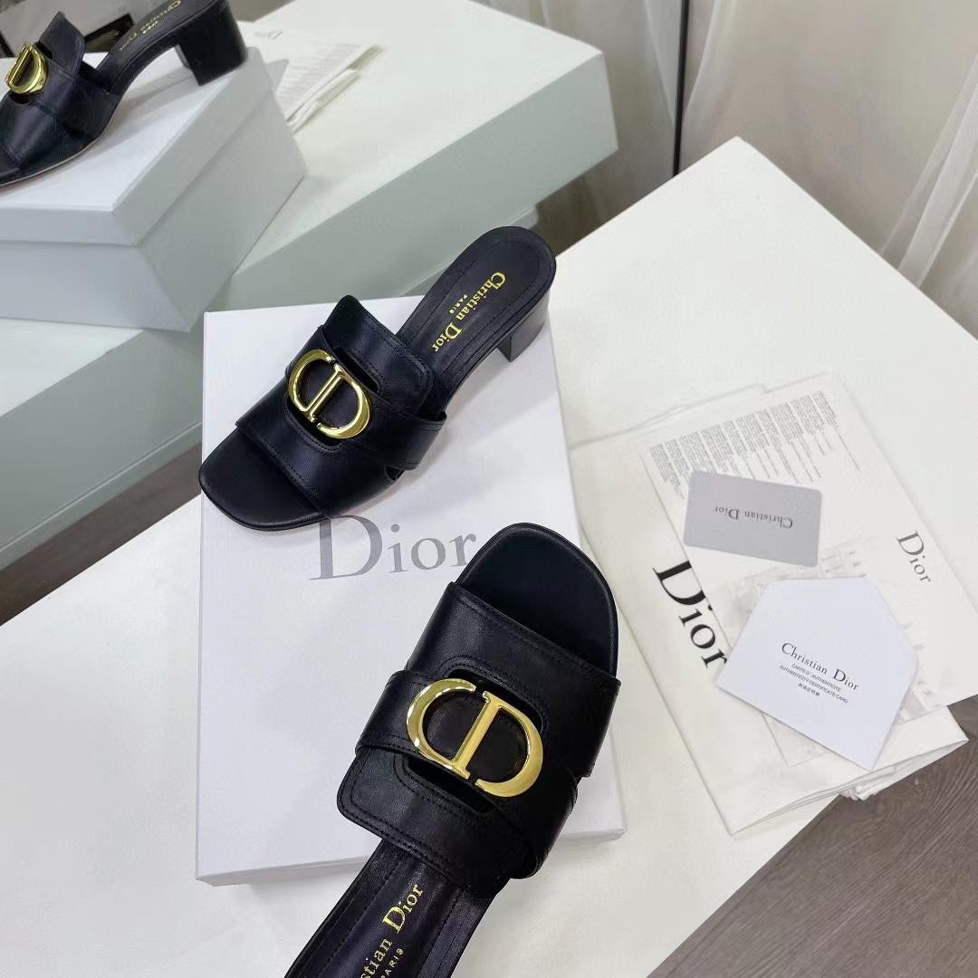 Женские сандалии Christian Dior 2022 черные с высоким каблуком