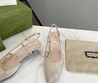 Женские туфли Gucci 2022 бежевые сетчатые со стразами