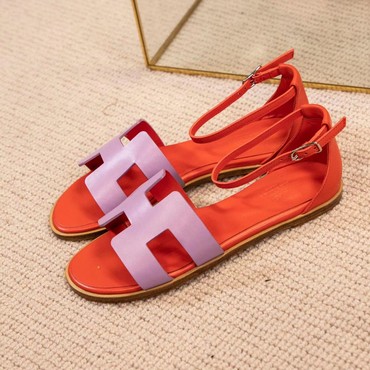 Женские кожаные сандалии Hermes 2022 красные с фиолетовым