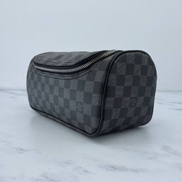 Дорожная косметичка Louis Vuitton серая 25,5x13x12