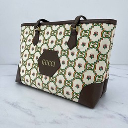 Женская сумка Gucci белая 45x27 с орнаментом GG