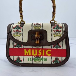 Женская сумка Gucci Music is Mine белая 26,5x19