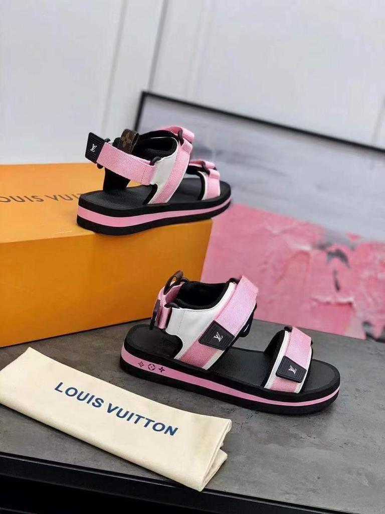Женские сандалии Louis Vuitton розовые
