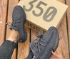 Женские кроссовки Adidas Yeezy черные