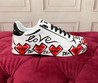Женские кеды Dolce & Gabbana 2022 белые с цветным рисунком Love