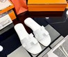 Женские кожаные шлепанцы Hermes 2022 белые