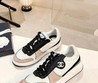 Женские кроссовки Chanel 2022 белые с бежевым комбинированные