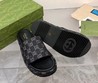 Женские шлепанцы Gucci 2022 с орнаментом GG черные