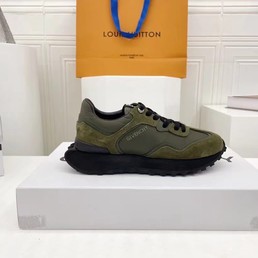 Женские кроссовки Givenchy зеленые замшевые