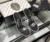 Босоножки Alexander Wang 2022 черные с окантовкой из страз