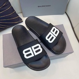 Мужские шлепанцы Balenciaga кожаные черные