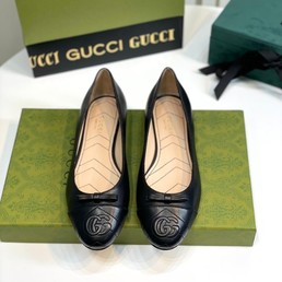 Кожаные балетки Gucci 2022-2023 черные