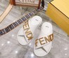 Женские шлепанцы Fendi new collection белые кожаные