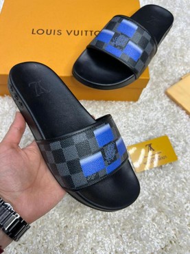 Мужские шлепанцы Louis Vuitton 2022-2023 черные с синим