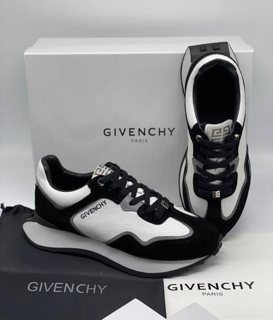Мужские кроссовки Givenchy 2022-2023 черные с белым