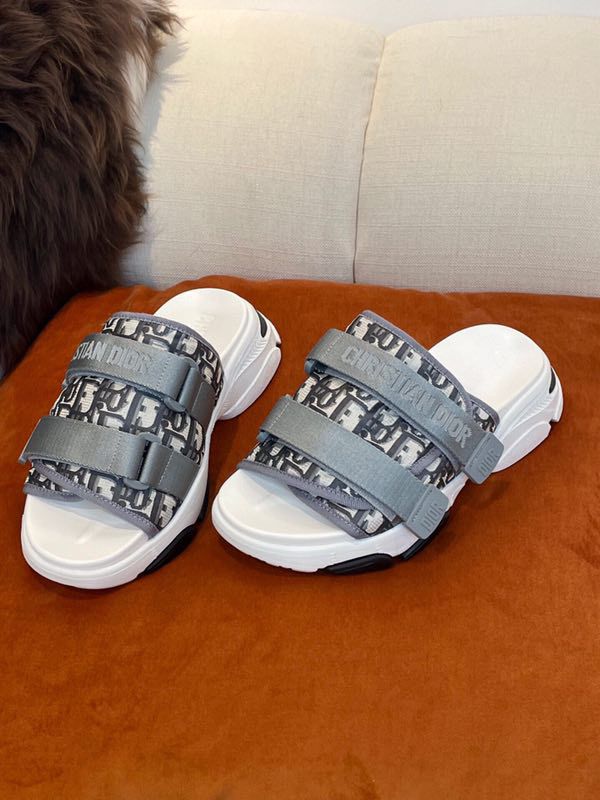 Женские сандалии Christian Dior серые с белым