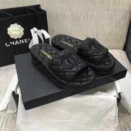 Шлепанцы Chanel 2022 черные кожаные