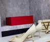 Женские кожаные туфли Valentino 2022 белые