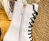 Женские ботинки Chanel 2022 белые кожаные на шнуровке
