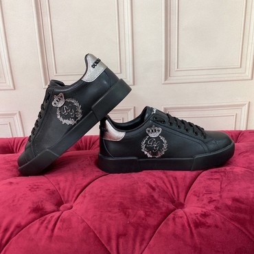 Мужские кроссовки Dolce & Gabbana 2022-2023 черный  с серебряной пяткой