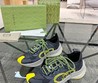 Мужские кроссовки Gucci 2022-2023 черные с зелеными шнурками