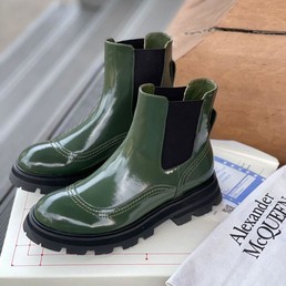 Женские ботинки Alexander McQueen 2022 темно-зеленые кожаные глянцевые