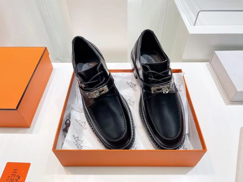 Модные и стильные обувь Hermes: выбор лучших моделей