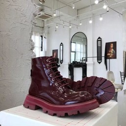Женские ботинки Alexander McQueen 2022 темно-красное кожаные на шнурках