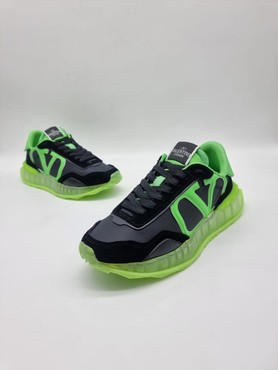 Женские кроссовки Valentino 2022-2023 черные с зеленым текстильные