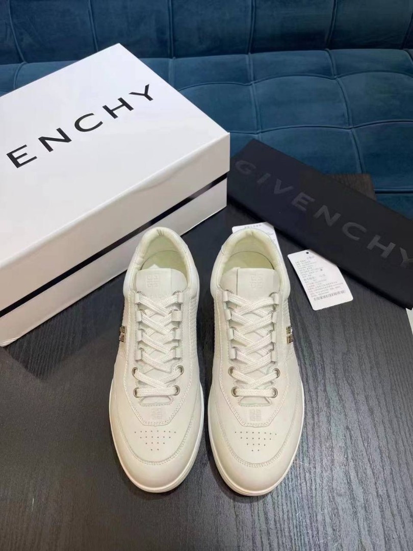 Мужские кроссовки Givenchy 2022-2023 белые кожаные