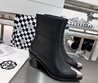 Женские ботинки Alexander McQueen 2022 черные кожаные с фактурным носом