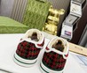 Кеды Gucci 2022 красные текстильные с светлым мехом