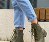 Женские ботинки Prada 2022 комбинированные зеленые со шнурками