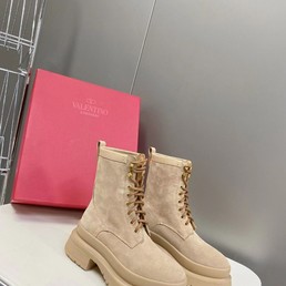 Женские ботинки Valentino 2022 светло-бежевые замшевые
