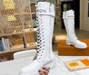 Сапоги женские Louis Vuitton 2022 кожаные белые с черным логотипом