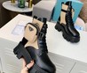 Женские ботинки Prada 2022 черные кожаные с бежевой вставкой на высокой подошве