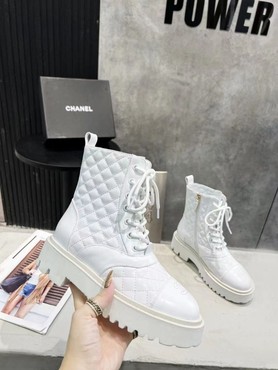 Женские ботинки Chanel 2022 белые кожаные фактурные