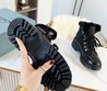 Женские ботинки Prada 2022 черные на шнурках