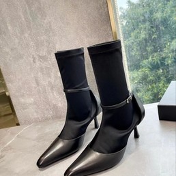 Женские ботинки Alexander Wang черные с острым носом