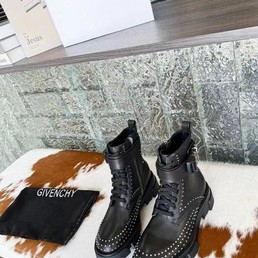 Женские ботинки Givenchy 2022 черные кожаные на шнуровке с декором