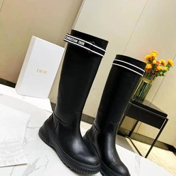 Женские сапоги Christian Dior 2022 черные кожаные с резиновой подошвой