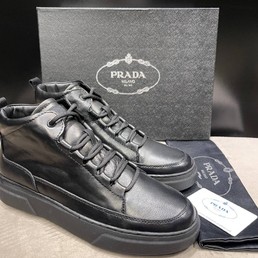 Мужские зимние кроссовки кожаные Prada 2022 черные