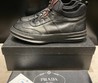 Мужские зимние кроссовки кожаные Prada 2022 черные с текстильным язычком