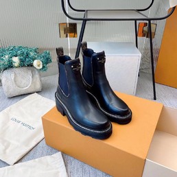 Женские ботинки Louis Vuitton 2022 черные кожаные