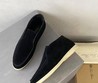 Мужские лоферы замшевые Loro Piana 2022 черные зимние