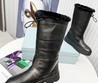Женские кожаные сапоги Prada 2022 черные с мехом